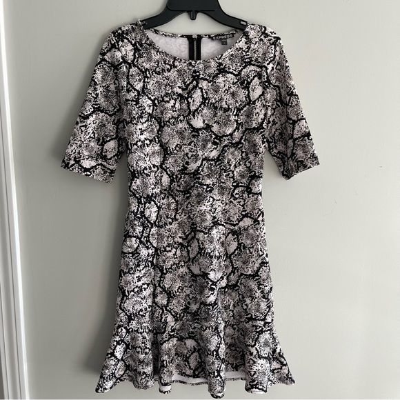 Express snake print dress - Picture 1 of 6